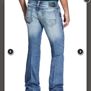 I have 3 pair of brand new Ariat M7 jeans 32/34.